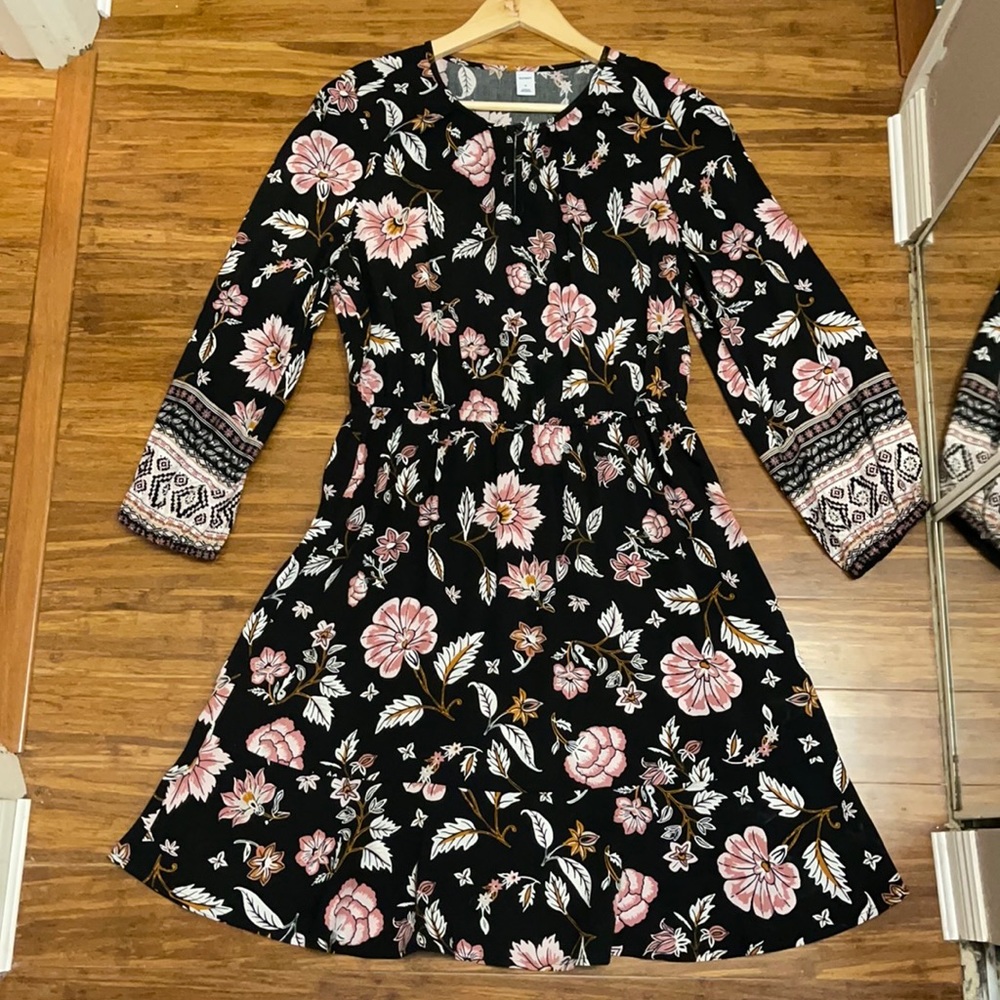 Old Navy Floral dress